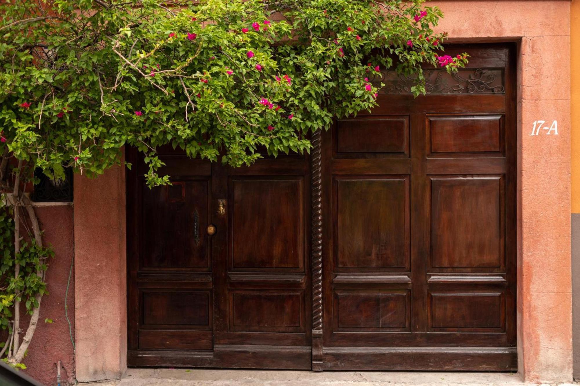Casa De La O Ξενοδοχείο Σαν Μιγκέλ ντε Αγιέντε Δωμάτιο φωτογραφία